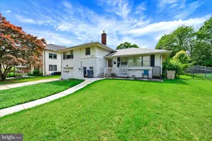 6606 Baythorne Rd, Baltimore, MD 21209 - Photo 4