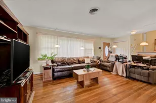 6606 Baythorne Rd, Baltimore, MD 21209 - Photo 6