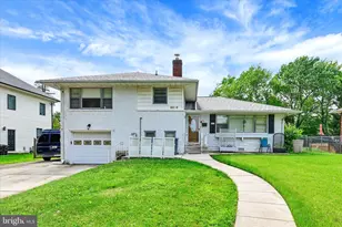 6606 Baythorne Rd, Baltimore, MD 21209 - Photo 2