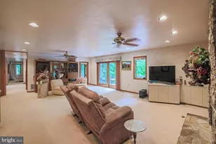 17 Montvieu Ct, Cockeysville, MD 21030 - Photo 60