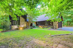17 Montvieu Ct, Cockeysville, MD 21030 - Photo 4