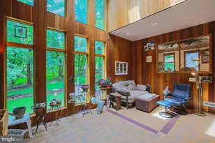17 Montvieu Ct, Cockeysville, MD 21030 - Photo 4