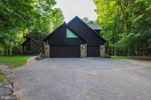 17 Montvieu Ct, Cockeysville, MD 21030 - Photo 10