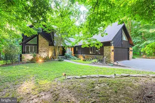 17 Montvieu Ct, Cockeysville, MD 21030 - Photo 1