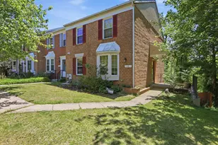 13 Courtwood Dr, Pikesville, MD 21208 - Photo 1