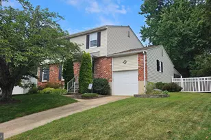 104 Medlow Ct, Lutherville Timonium, MD 21093 - Photo 1