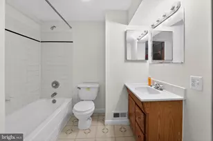 244 Blakeney Rd, Catonsville, MD 21228 - Photo 16