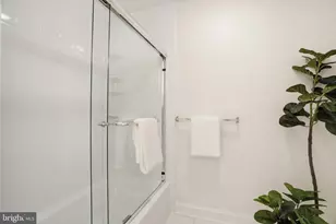 11 Devon Hill Rd, Baltimore, MD 21210 - Photo 18