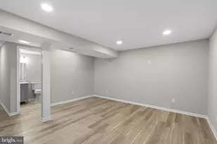 1043 Debbie Ave, Baltimore, MD 21221 - Photo 34