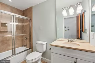 1203 Nuwood Dr, Baltimore, MD 21228 - Photo 16