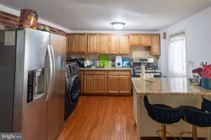 3128 Ryerson Cir, Baltimore, MD 21227 - Photo 6
