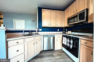 5000 Hollington Dr, Owings Mills, MD 21117 - Photo 4