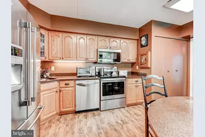 25 Saddle Court #H, Baltimore, MD 21208 - Photo 8