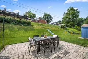 205 Brookside Dr, Baltimore, MD 21228 - Photo 2