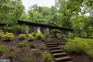 13 Bridlewood Ct, Owings Mills, MD 21117 - Photo 1
