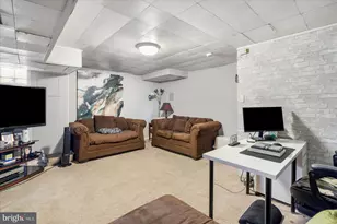 909 Arncliffe Rd, Baltimore, MD 21221 - Photo 18
