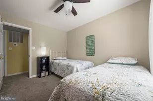 3 Ginford Pl, Baltimore, MD 21228 - Photo 18