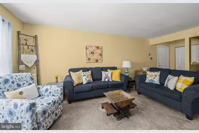 3 Ginford Place #204, Baltimore, MD 21228 - Photo 8