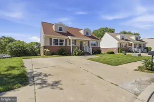 8605 Jessica Ln, Perry Hall, MD 21128 - Photo 2