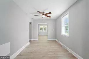 1608 Howard, Baltimore, MD 21221 - Photo 12