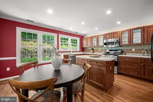 1011 Lillies Ln, Ellicott City, MD 21043 - Photo 10