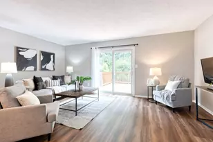 39 Perryfalls Pl, Baltimore, MD 21236 - Photo 2
