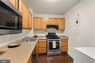 130 Slade Ave, Pikesville, MD 21208 - Photo 18