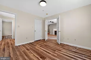 8801 Stoneridge Cir, Pikesville, MD 21208 - Photo 16