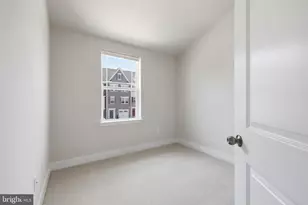 2403 Woodlands Rd, Baltimore, MD 21244 - Photo 32