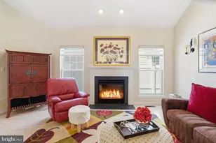300 Glatisant Pl, Pikesville, MD 21208 - Photo 4
