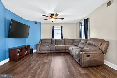 2711 McComas, Dundalk, MD 21222 - Photo 6
