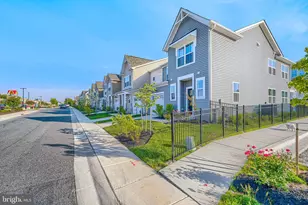 4211 Market Pl Dr, Perry Hall, MD 21128 - Photo 2