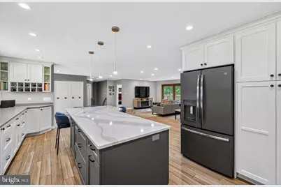 115 Swanhill Court, Baltimore, MD 21208 - Photo 4