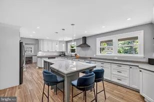 115 Swanhill Ct, Baltimore, MD 21208 - Photo 6