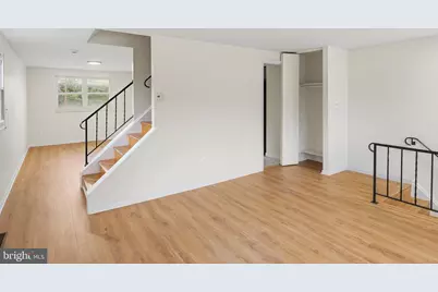 926 Regina Drive, Baltimore, MD 21227 - Photo 6