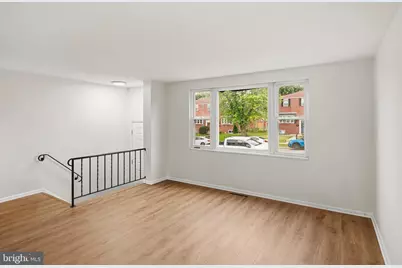 926 Regina Drive, Baltimore, MD 21227 - Photo 4