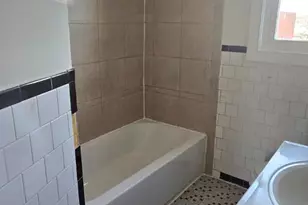 1031 Foxwood Ln, Essex, MD 21221 - Photo 10