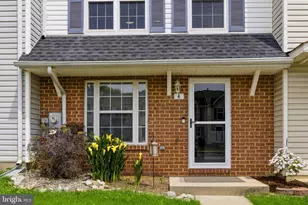 4 Blue Spire Cir, Baltimore, MD 21220 - Photo 2