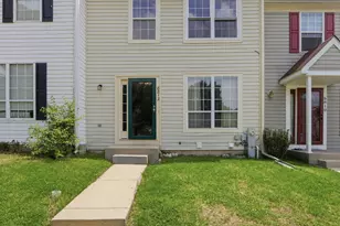 8812 Fox Cir, Perry Hall, MD 21128 - Photo 2