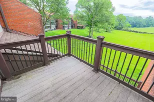 708 Old Crossing Dr, Baltimore, MD 21208 - Photo 14