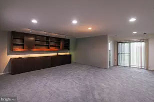 708 Old Crossing Dr, Baltimore, MD 21208 - Photo 22