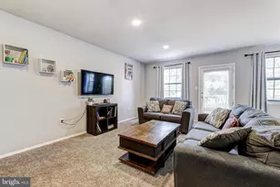 13 Keen Mill Ct, Catonsville, MD 21228 - Photo 6