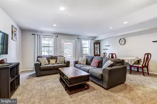 13 Keen Mill Ct, Catonsville, MD 21228 - Photo 4