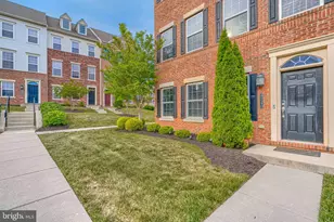 9240 Garrettson Cir, Perry Hall, MD 21128 - Photo 6