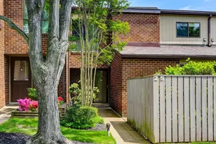 25 Saddle Ct, Baltimore, MD 21208 - Photo 32