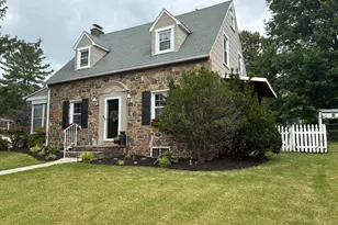 4308 Kensington Rd, Baltimore, MD 21229 - Photo 2