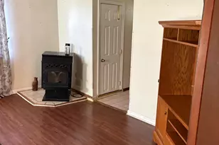 1021 Fredonia Ct, Baltimore, MD 21227 - Photo 8