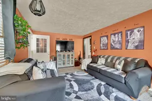 8029 Shore Rd, Baltimore, MD 21219 - Photo 8
