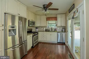 2504 Ambler Ct, Dundalk, MD 21222 - Photo 8