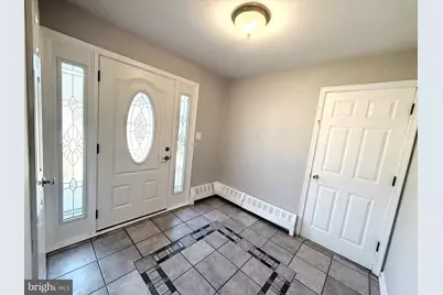 5720 Oakland Road, Baltimore, MD 21227 - Photo 2